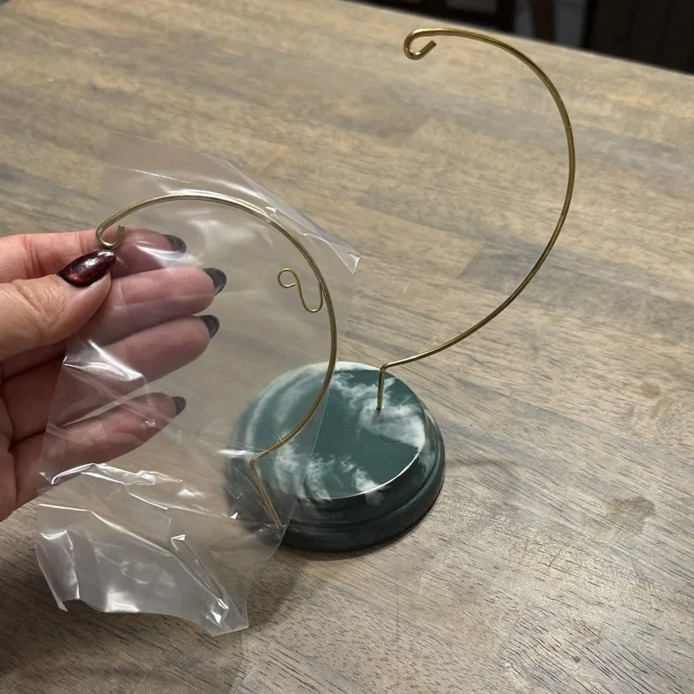 Carlton Cards Ornament Stand – Gold Metal Hook with Green Base